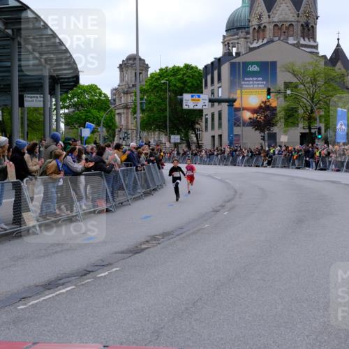 25.04.2026 - Das Zehntel Tim E. http://msf.ph/oto/9573482 25.04.2026 10:46:27 Ziel 5487, 6507 meine-sportfotos.de