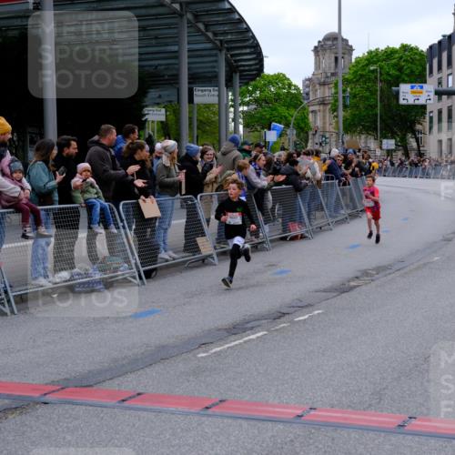 25.04.2026 - Das Zehntel Tim E. http://msf.ph/oto/9573489 25.04.2026 10:46:29 Ziel 5487, 6507 meine-sportfotos.de