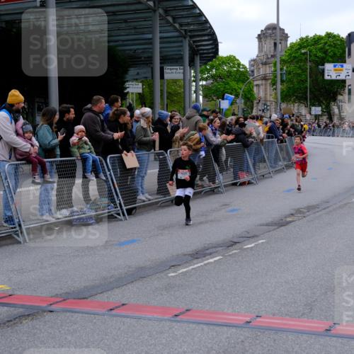 25.04.2026 - Das Zehntel Tim E. http://msf.ph/oto/9573490 25.04.2026 10:46:29 Ziel 5487, 6507 meine-sportfotos.de
