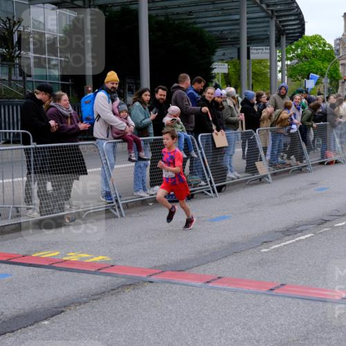 25.04.2026 - Das Zehntel Tim E. http://msf.ph/oto/9573502 25.04.2026 10:46:31 Ziel 5487, 6507 meine-sportfotos.de