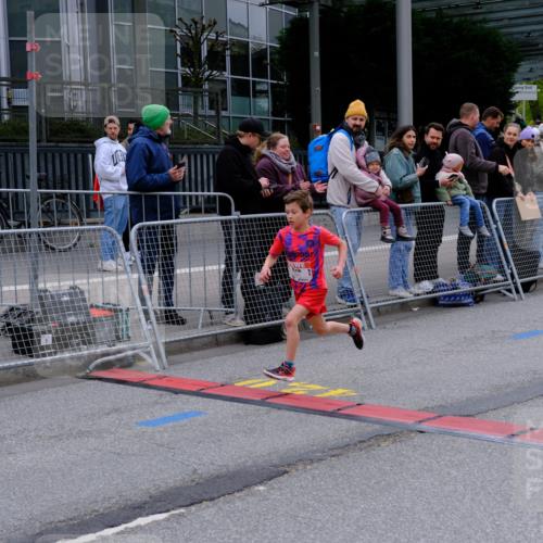 25.04.2026 - Das Zehntel Tim E. http://msf.ph/oto/9573506 25.04.2026 10:46:31 Ziel 5487, 6507 meine-sportfotos.de