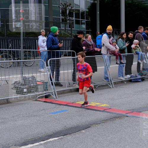 25.04.2026 - Das Zehntel Tim E. http://msf.ph/oto/9573507 25.04.2026 10:46:32 Ziel 5487, 6507 meine-sportfotos.de