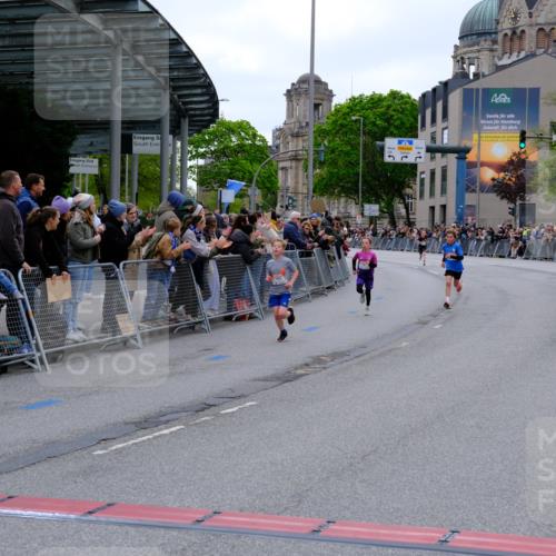 25.04.2026 - Das Zehntel Tim E. http://msf.ph/oto/9573509 25.04.2026 10:46:42 Ziel 6334, 6726, 6753 meine-sportfotos.de