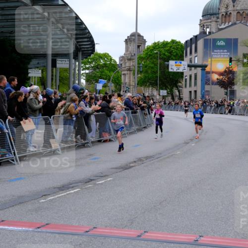 25.04.2026 - Das Zehntel Tim E. http://msf.ph/oto/9573510 25.04.2026 10:46:42 Ziel 6334, 6726, 6753 meine-sportfotos.de