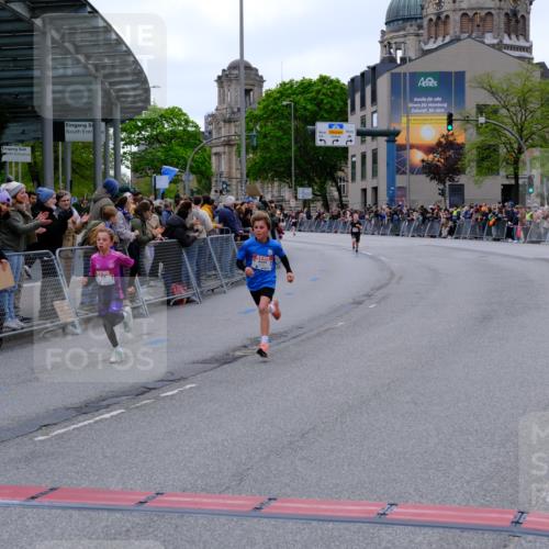 25.04.2026 - Das Zehntel Tim E. http://msf.ph/oto/9573519 25.04.2026 10:46:44 Ziel 6334, 6726, 6753 meine-sportfotos.de