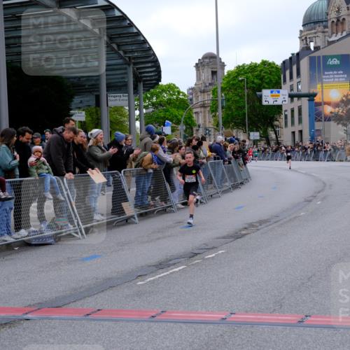 25.04.2026 - Das Zehntel Tim E. http://msf.ph/oto/9573531 25.04.2026 10:46:50 Ziel 6334, 6682, 6726, 6753 meine-sportfotos.de