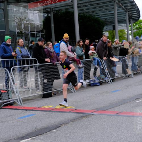 25.04.2026 - Das Zehntel Tim E. http://msf.ph/oto/9573541 25.04.2026 10:46:51 Ziel 6334, 6682, 6753 meine-sportfotos.de