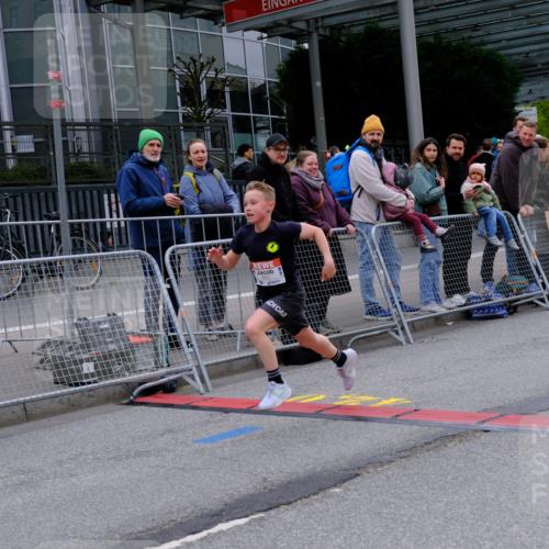 25.04.2026 - Das Zehntel Tim E. http://msf.ph/oto/9573543 25.04.2026 10:46:51 Ziel 6334, 6682, 6753 meine-sportfotos.de