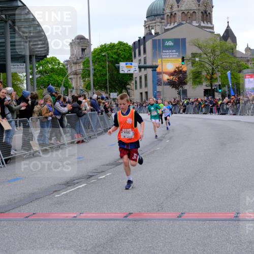25.04.2026 - Das Zehntel Tim E. http://msf.ph/oto/9573580 25.04.2026 10:47:14 Ziel 7159, 7412, 7742, 7961 meine-sportfotos.de