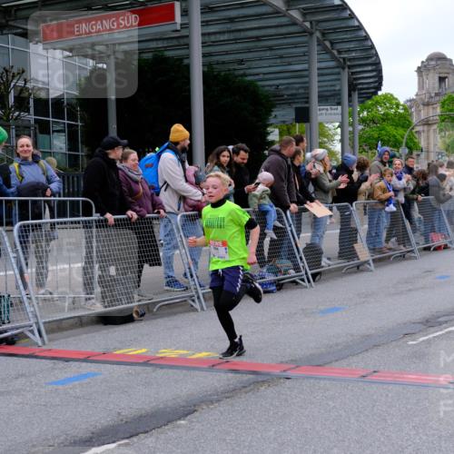 25.04.2026 - Das Zehntel Tim E. http://msf.ph/oto/9573614 25.04.2026 10:47:19 Ziel 7159, 7412, 7709, 7742, 7961 meine-sportfotos.de
