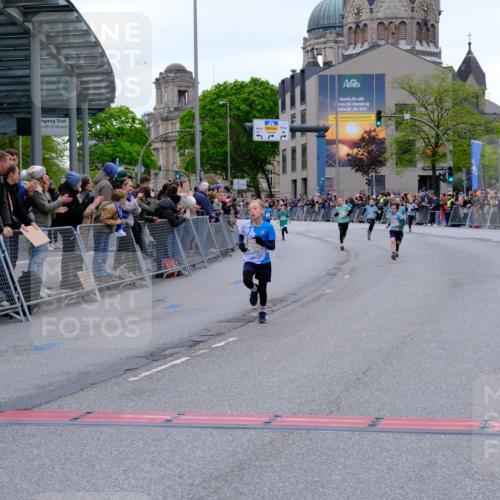 25.04.2026 - Das Zehntel Tim E. http://msf.ph/oto/9573616 25.04.2026 10:47:22 Ziel 6062, 6956, 7159, 7496, 7612, 7709, 7742, 7961 meine-sportfotos.de
