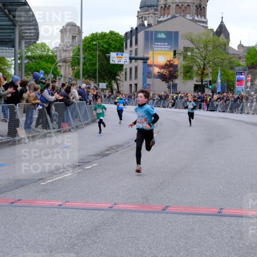 25.04.2026 - Das Zehntel Tim E. http://msf.ph/oto/9573646 25.04.2026 10:47:27 Ziel 6062, 6103, 6956, 7496, 7539, 7612, 7709, 7891 meine-sportfotos.de