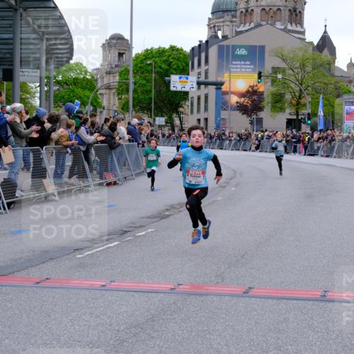 25.04.2026 - Das Zehntel Tim E. http://msf.ph/oto/9573648 25.04.2026 10:47:27 Ziel 6062, 6103, 6956, 7496, 7539, 7612, 7709, 7891 meine-sportfotos.de
