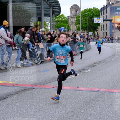 25.04.2026 - Das Zehntel Tim E. http://msf.ph/oto/9573650 25.04.2026 10:47:28 Ziel 6062, 6103, 6956, 7496, 7539, 7612, 7709, 7891 meine-sportfotos.de