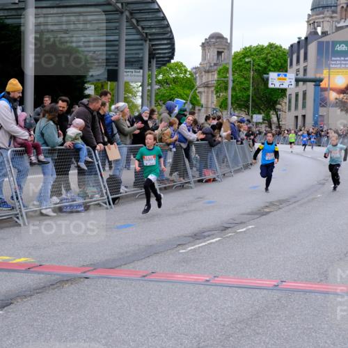 25.04.2026 - Das Zehntel Tim E. http://msf.ph/oto/9573656 25.04.2026 10:47:29 Ziel 6062, 6103, 6956, 7496, 7539, 7612, 7709, 7891 meine-sportfotos.de