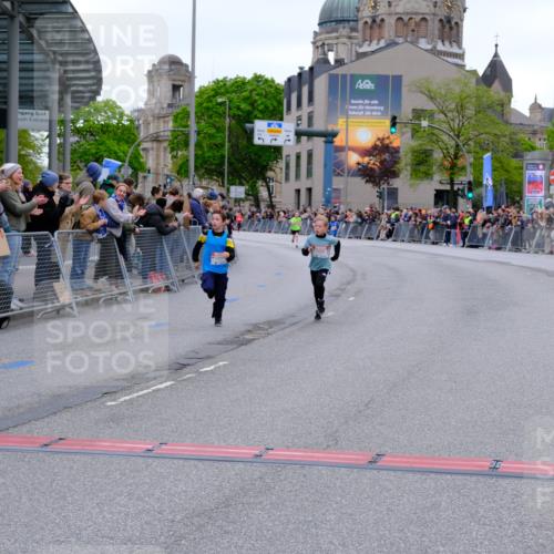 25.04.2026 - Das Zehntel Tim E. http://msf.ph/oto/9573657 25.04.2026 10:47:30 Ziel 6062, 6103, 6956, 7496, 7539, 7612, 7891 meine-sportfotos.de