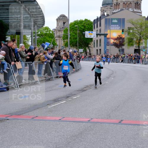 25.04.2026 - Das Zehntel Tim E. http://msf.ph/oto/9573661 25.04.2026 10:47:30 Ziel 6062, 6103, 6956, 7496, 7539, 7612, 7891 meine-sportfotos.de