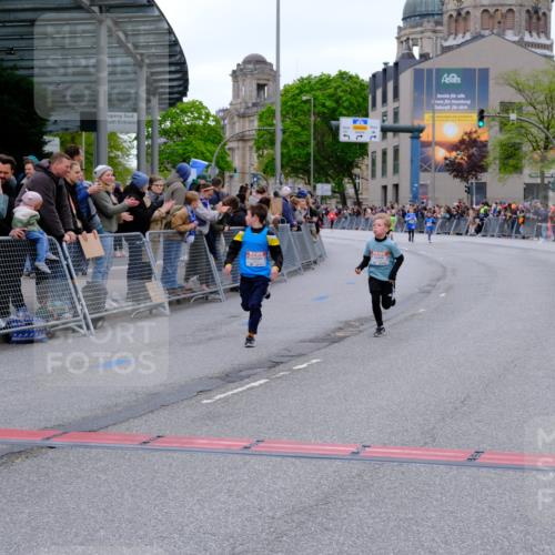 25.04.2026 - Das Zehntel Tim E. http://msf.ph/oto/9573662 25.04.2026 10:47:30 Ziel 6062, 6103, 6956, 7496, 7539, 7612, 7891 meine-sportfotos.de