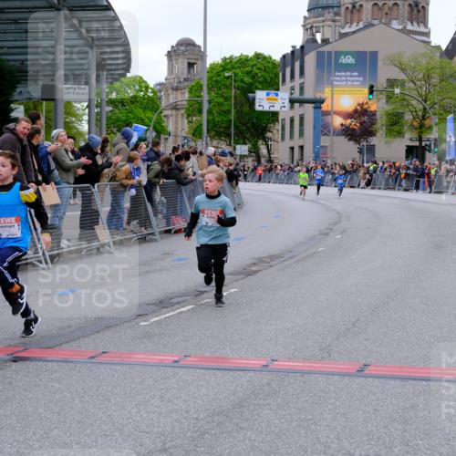 25.04.2026 - Das Zehntel Tim E. http://msf.ph/oto/9573665 25.04.2026 10:47:31 Ziel 6062, 6103, 6956, 7496, 7539, 7612, 7891 meine-sportfotos.de