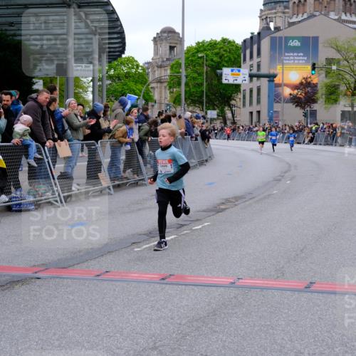 25.04.2026 - Das Zehntel Tim E. http://msf.ph/oto/9573667 25.04.2026 10:47:31 Ziel 6062, 6103, 6956, 7496, 7539, 7612, 7891 meine-sportfotos.de