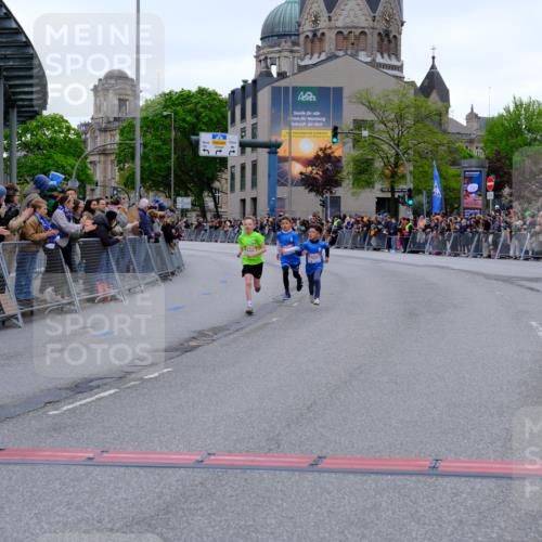 25.04.2026 - Das Zehntel Tim E. http://msf.ph/oto/9573677 25.04.2026 10:47:37 Ziel 5295, 6103, 6324, 6329, 7539 meine-sportfotos.de