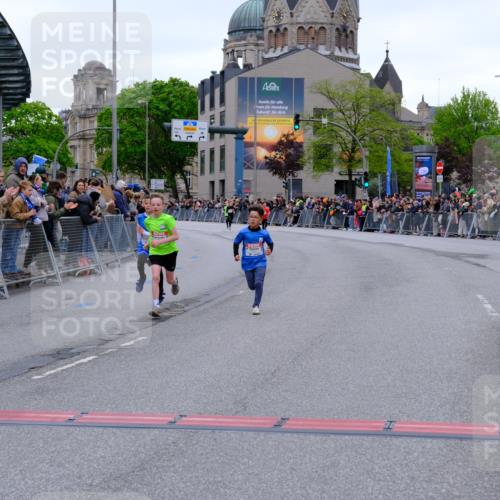 25.04.2026 - Das Zehntel Tim E. http://msf.ph/oto/9573681 25.04.2026 10:47:38 Ziel 5295, 6324, 6329, 7539 meine-sportfotos.de