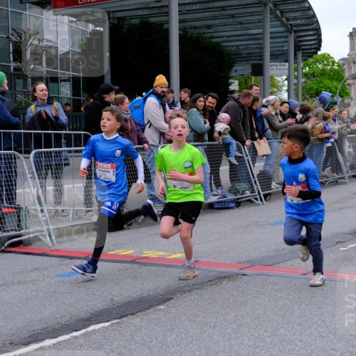 25.04.2026 - Das Zehntel Tim E. http://msf.ph/oto/9573695 25.04.2026 10:47:40 Ziel 5295, 6324, 6329 meine-sportfotos.de