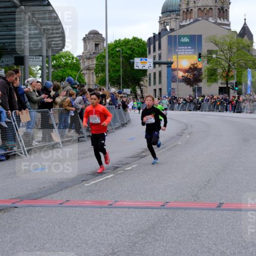 25.04.2026 - Das Zehntel Tim E. http://msf.ph/oto/9573699 25.04.2026 10:47:48 Ziel 5508, 6225, 7122 meine-sportfotos.de