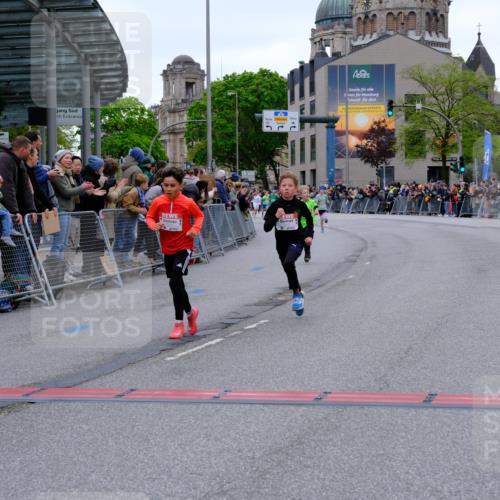 25.04.2026 - Das Zehntel Tim E. http://msf.ph/oto/9573700 25.04.2026 10:47:48 Ziel 5508, 6225, 7122 meine-sportfotos.de