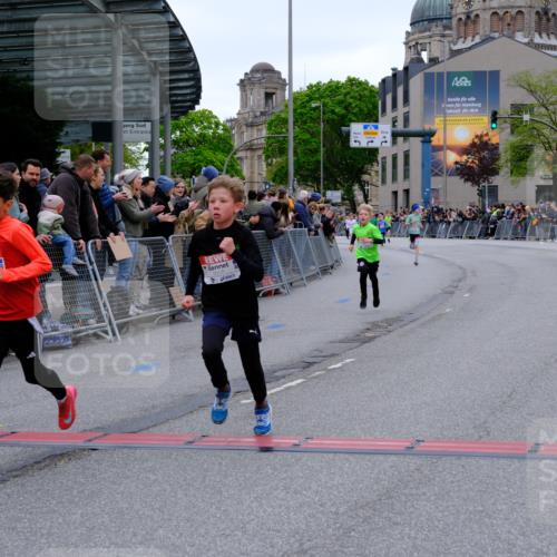 25.04.2026 - Das Zehntel Tim E. http://msf.ph/oto/9573709 25.04.2026 10:47:49 Ziel 5508, 6092, 6225, 7122 meine-sportfotos.de