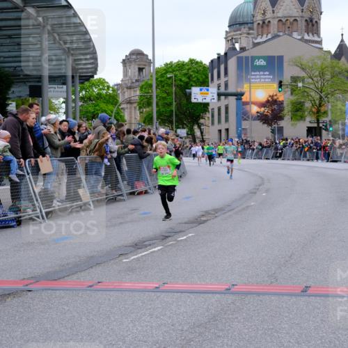 25.04.2026 - Das Zehntel Tim E. http://msf.ph/oto/9573712 25.04.2026 10:47:50 Ziel 5508, 6092, 6225, 7122 meine-sportfotos.de