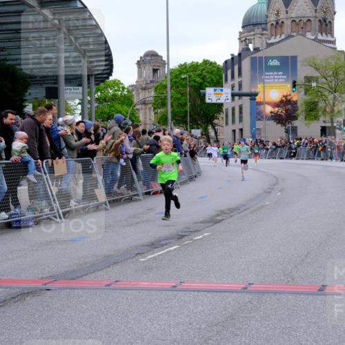 25.04.2026 - Das Zehntel Tim E. http://msf.ph/oto/9573714 25.04.2026 10:47:50 Ziel 5508, 6092, 6225, 7122 meine-sportfotos.de