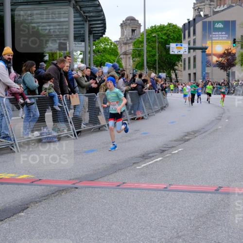 25.04.2026 - Das Zehntel Tim E. http://msf.ph/oto/9573723 25.04.2026 10:47:54 Ziel 5508, 6092, 6225, 6540, 7122, 8056, 8074 meine-sportfotos.de