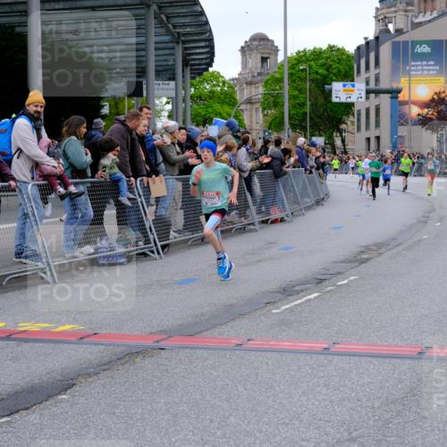 25.04.2026 - Das Zehntel Tim E. http://msf.ph/oto/9573724 25.04.2026 10:47:54 Ziel 5508, 6092, 6225, 6540, 7122, 8056, 8074 meine-sportfotos.de