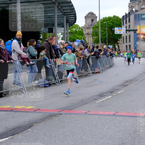 25.04.2026 - Das Zehntel Tim E. http://msf.ph/oto/9573725 25.04.2026 10:47:54 Ziel 5508, 6092, 6225, 6540, 7122, 8056, 8074 meine-sportfotos.de