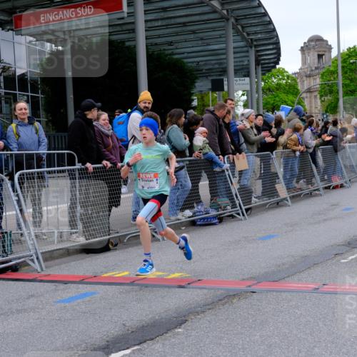 25.04.2026 - Das Zehntel Tim E. http://msf.ph/oto/9573730 25.04.2026 10:47:55 Ziel 5293, 5309, 5508, 6092, 6225, 6540, 7122, 8056, 8074 meine-sportfotos.de