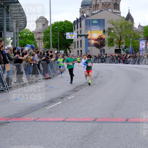 25.04.2026 - Das Zehntel Tim E. http://msf.ph/oto/9573733 25.04.2026 10:47:58 Ziel 5293, 5309, 6092, 6317, 6540, 8056, 8074 meine-sportfotos.de