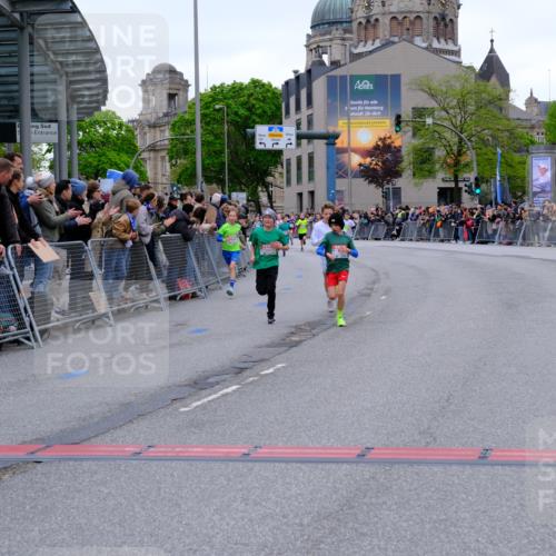 25.04.2026 - Das Zehntel Tim E. http://msf.ph/oto/9573734 25.04.2026 10:47:58 Ziel 5293, 5309, 6092, 6317, 6540, 8056, 8074 meine-sportfotos.de