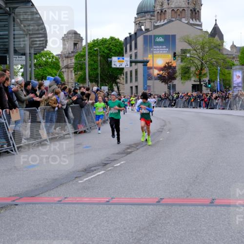 25.04.2026 - Das Zehntel Tim E. http://msf.ph/oto/9573735 25.04.2026 10:47:58 Ziel 5293, 5309, 6092, 6317, 6540, 8056, 8074 meine-sportfotos.de