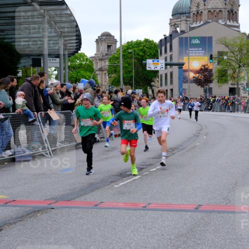 25.04.2026 - Das Zehntel Tim E. http://msf.ph/oto/9573740 25.04.2026 10:47:59 Ziel 5293, 5309, 6092, 6317, 6540, 8056, 8074 meine-sportfotos.de