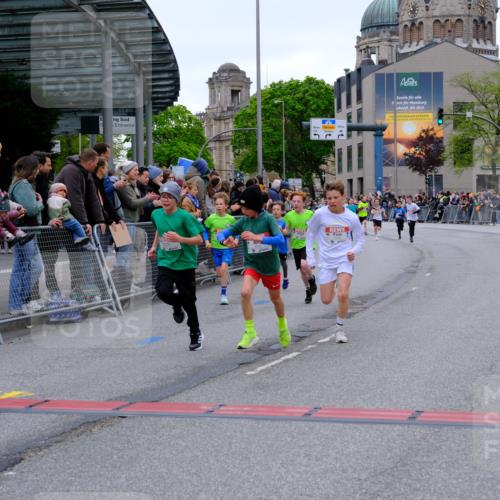 25.04.2026 - Das Zehntel Tim E. http://msf.ph/oto/9573741 25.04.2026 10:47:59 Ziel 5293, 5309, 6092, 6317, 6540, 8056, 8074 meine-sportfotos.de