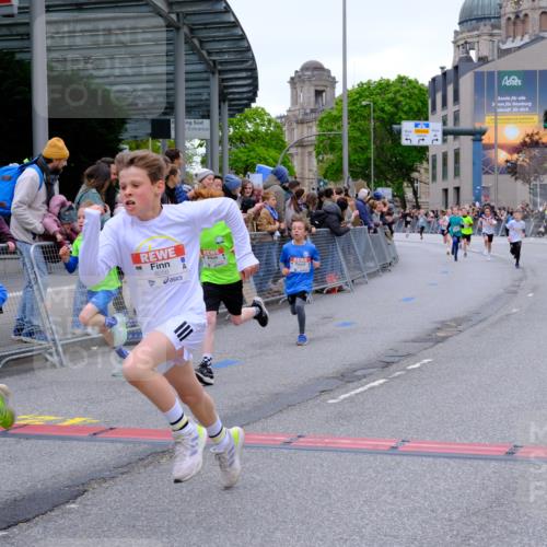 25.04.2026 - Das Zehntel Tim E. http://msf.ph/oto/9573747 25.04.2026 10:48:00 Ziel 5103, 5293, 5309, 6092, 6317, 6540, 8056, 8062, 8074 meine-sportfotos.de