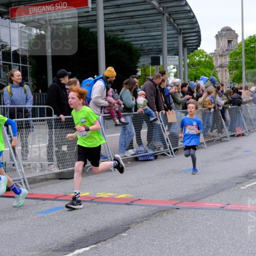 25.04.2026 - Das Zehntel Tim E. http://msf.ph/oto/9573750 25.04.2026 10:48:01 Ziel 5103, 5293, 5309, 5921, 6092, 6317, 6540, 8056, 8062, 8074 meine-sportfotos.de