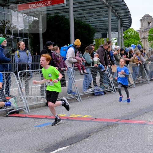 25.04.2026 - Das Zehntel Tim E. http://msf.ph/oto/9573751 25.04.2026 10:48:01 Ziel 5103, 5293, 5309, 5921, 6092, 6317, 6540, 8056, 8062, 8074 meine-sportfotos.de