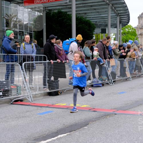 25.04.2026 - Das Zehntel Tim E. http://msf.ph/oto/9573756 25.04.2026 10:48:02 Ziel 5103, 5293, 5309, 5921, 6317, 6323, 6540, 6971, 7239, 8056, 8062, 8074 meine-sportfotos.de