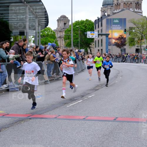 25.04.2026 - Das Zehntel Tim E. http://msf.ph/oto/9573771 25.04.2026 10:48:06 Ziel 5103, 5293, 5309, 5921, 6317, 6323, 6540, 6971, 7239, 8052, 8056, 8062, 8074 meine-sportfotos.de