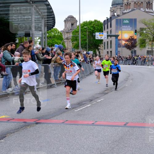 25.04.2026 - Das Zehntel Tim E. http://msf.ph/oto/9573772 25.04.2026 10:48:06 Ziel 5103, 5293, 5309, 5921, 6317, 6323, 6540, 6971, 7239, 8052, 8056, 8062, 8074 meine-sportfotos.de