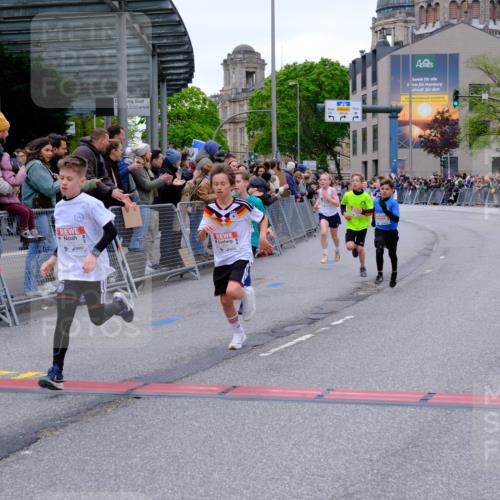 25.04.2026 - Das Zehntel Tim E. http://msf.ph/oto/9573773 25.04.2026 10:48:06 Ziel 5103, 5293, 5309, 5921, 6317, 6323, 6540, 6971, 7239, 8052, 8056, 8062, 8074 meine-sportfotos.de