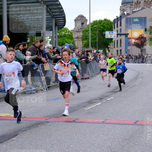 25.04.2026 - Das Zehntel Tim E. http://msf.ph/oto/9573775 25.04.2026 10:48:06 Ziel 5103, 5293, 5309, 5921, 6317, 6323, 6540, 6971, 7239, 8052, 8056, 8062, 8074 meine-sportfotos.de
