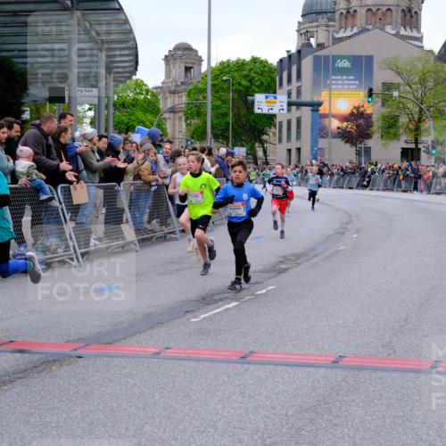 25.04.2026 - Das Zehntel Tim E. http://msf.ph/oto/9573779 25.04.2026 10:48:07 Ziel 5103, 5293, 5309, 5921, 6317, 6323, 6971, 7239, 7549, 7624, 8052, 8062 meine-sportfotos.de